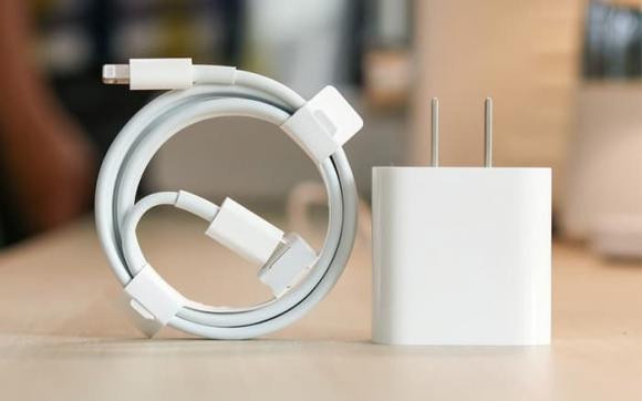 Cuc sac nhanh co gia dat hon, lieu co lam dien thoai nhanh hong?-Hinh-2