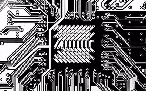 Chính phủ “xử lý” hacker định bán đường dẫn vào siêu máy tính cho FBI. Hacker Andrew James Miller, một hacker đến từ Pennsylvania đã bị bắt sau khi cố tình bán đường dẫn tới siêu máy tính đặt tại Trung tâm máy tính khoa học nghiên cứu năng lượng quốc gia cho FBI.