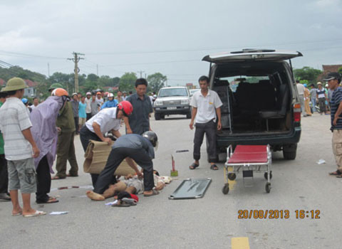 Vụ tai nạn khiến hai người chết tại chỗ.