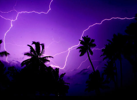 Bên cạnh đó, những dãy đá trong khu vực lại chứa nhiều uranium.