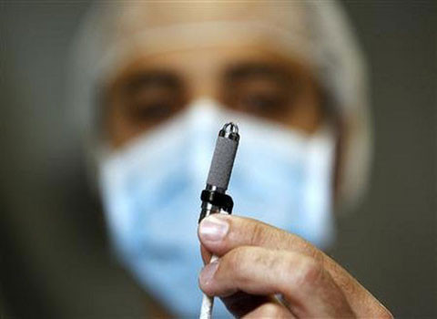 Trái tim nhân tạo. Thiết bị này được tiến sỹ Robert Jarrvik chế tạo ra. Nó chỉ có kích thước bằng một cục pin, nặng 11 gr.