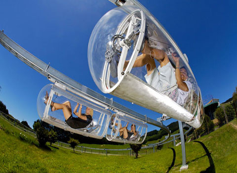 Đường ray đơn. Ý tưởng đầu tiên về việc xây dựng đường ray đơn được công ti Shweed, New Zealand đưa ra vài năm trước: đó là hệ thống đường ray đơn, trong đó chúng ta sẽ sử dụng một thiết bị khá giống với chiếc xe đạp để di chuyển