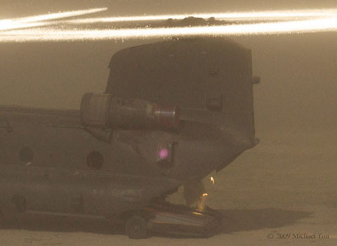 Hiện có khá nhiều thuyết lý giải cho hiện tượng này, nhưng chưa có thuyết nào thực sự thuyết phục.