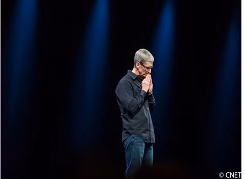 Apple lo ngại về tốc độ cải tiến. Tờ Fox Bussiness dẫn lời từ nguồn tin đáng tin cậy cho hay những nhà lãnh đạo cao cấp của Apple đang lo ngại về tốc độ cải tiến của sản phẩm dưới thời Tim Cook. Tuy vậy, họ vẫn hoàn toàn ủng hộ vị giám đốc điều hành này.