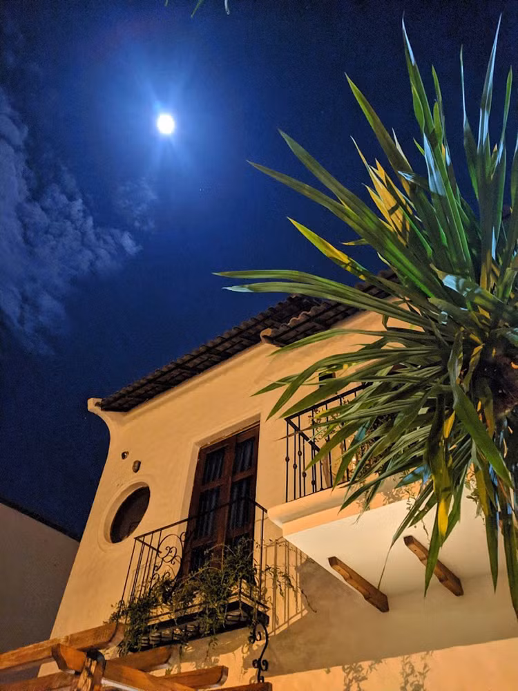 Dam minh trong ngoi nha mang phong cach Dia Trung Hai o Hoi An-Hinh-22