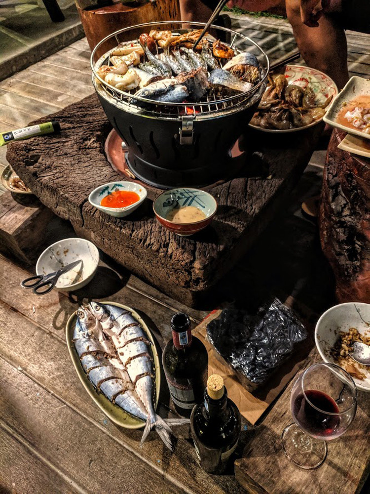 Dam minh trong ngoi nha mang phong cach Dia Trung Hai o Hoi An-Hinh-23