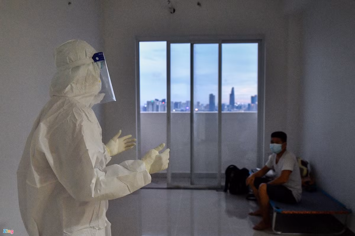 TP.HCM lam gi de kiem soat dich COVID-19 trong 15 ngay toi?-Hinh-2