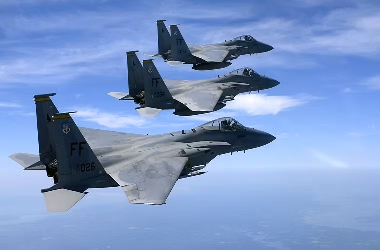 F-15 Eagle được xem là biểu tượng của sức mạnh Không quân Mỹ trong thời kỳ chiến tranh hiện đại, không chỉ riêng Mỹ mà nhiều quốc gia khác trên thế giới cũng đang sử dụng F-15 như một mẫu máy bay tiêm kích chủ lực của mình như Israel, Hàn Quốc, Nhật Bản, Singapore, Hy Lạp và Ả Rập Saudi.