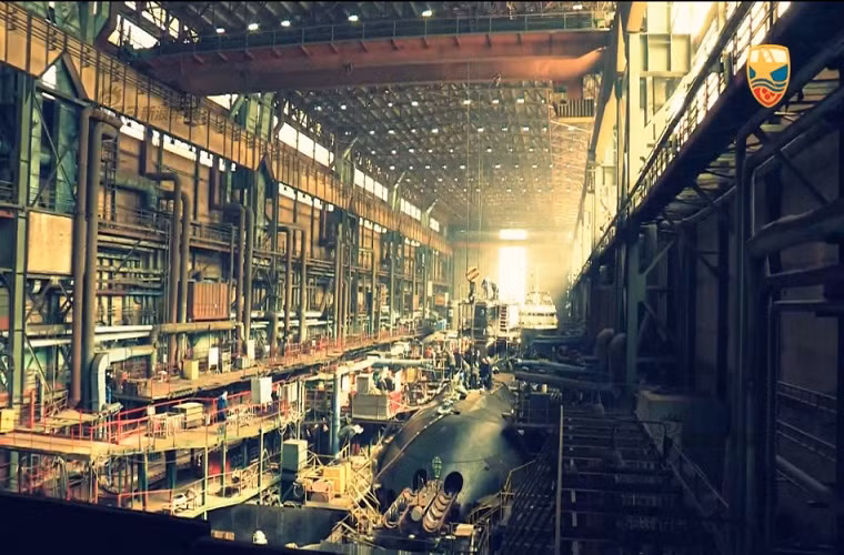 Hiện nay Sevmash cũng là nơi đảm nhiệm vai trò đóng các tàu ngầm hạt nhân tấn công Project 885 Yasen và tàu ngầm hạt nhân mang tên lửa đạn đạo lớp Borey cho Hải quân Nga. Đồng thời nó còn có vai trò nâng cấp và bảo dưỡng cho các tàu ngầm lớp Kilo cho Hải quân Nga, Ấn Độ và cả Trung Quốc.