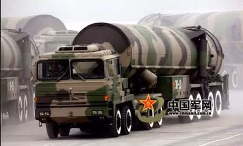 Trung Quốc bắn thử nghiệm tên lửa DF-41.