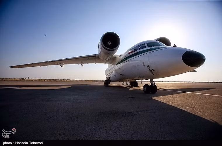 Bên cạnh đó còn có sự xuất hiện của mẫu máy bay vận tải An-74.