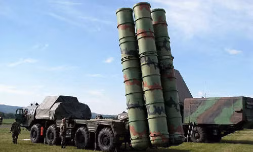 Hệ thống phòng không S-300.