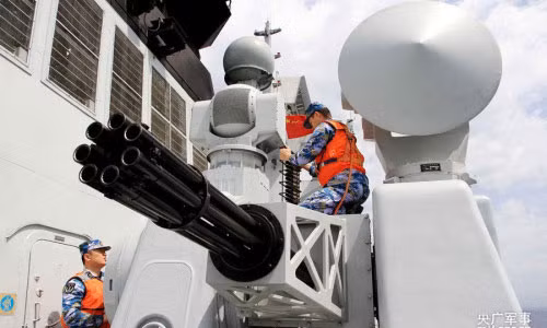 Hệ thống pháo Type 730 được trang bị trên tàu chiến Trung Quốc.