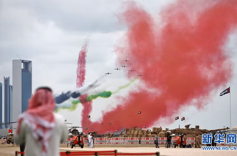 Ngoài hoạt động duyệt binh hoàng tráng, Quân đội UAE còn trưng bày hàng loạt khí tài quân sự hạng nặng để công chúng tham quan, hiểu rõ hơn về quân đội.