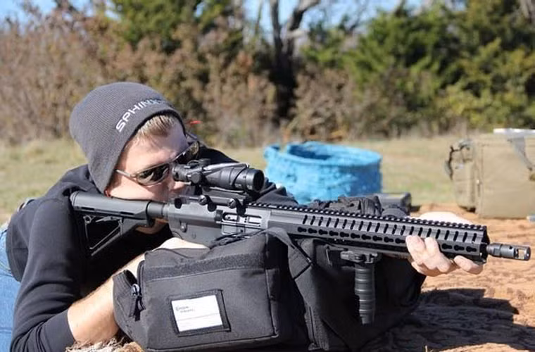 Công ty chế tạo ra mẫu vũ khí này còn ít tên tuổi nên sản phẩm của họ vẫn chưa nhận được sự quan tâm của giới quân đội Mỹ.