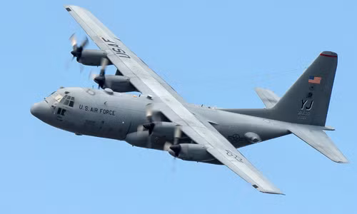 Máy bay vận tải C-130H.