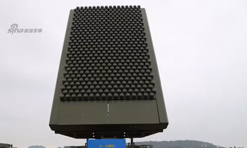 Radar mảng JY-26 tại triển lãm Chu Hải.
