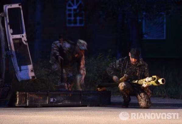 Vi sao Khong quan Ukraine the tham o mien dong?-Hinh-2