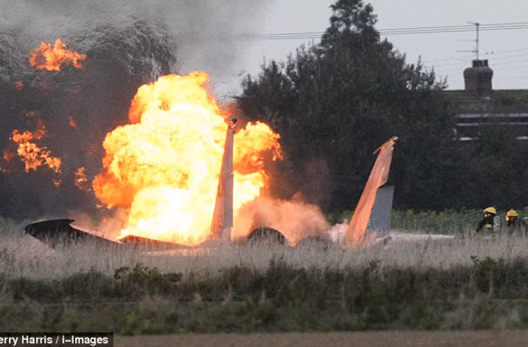 Không quân Mỹ cho hay, chiếc F-15D Eagle đã bị rơi tại Lincolnshire trong khi đang thực hiện một sứ mệnh huấn luyện chiến đấu.