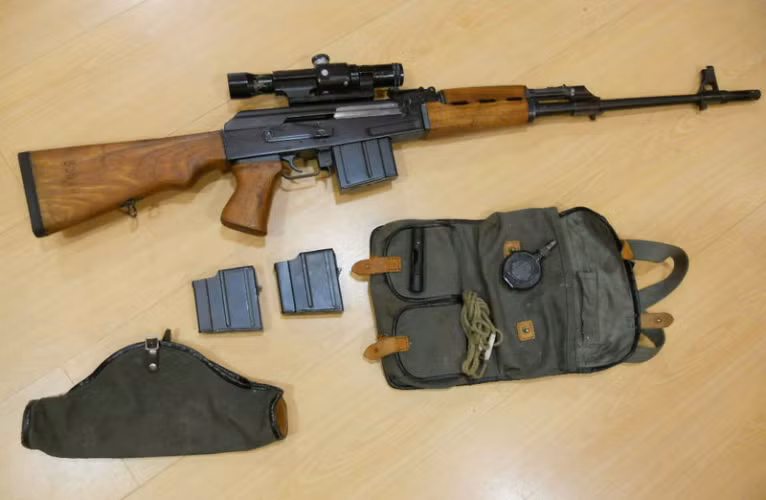 Ngoài ra còn loại Zastava M76 dùng đạn 7,92x57 của Nam Tư , dựa trên đó Triều Tiên sản xuất một phiên bản nội địa mang tên Jeogyeok-Bochong.