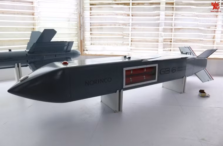 Một loại bom có kiểu giáng khá giống bom liệng AGM-154 JSOW của Mỹ, do Công ty Công nghiệp phương Bắc (NORINCO) sản xuất.