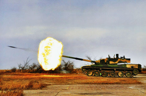 Uy lực pháo tăng Type 99 có thể tạo thành mối đe dọa đáng kể với xe tăng Nga, Mỹ.