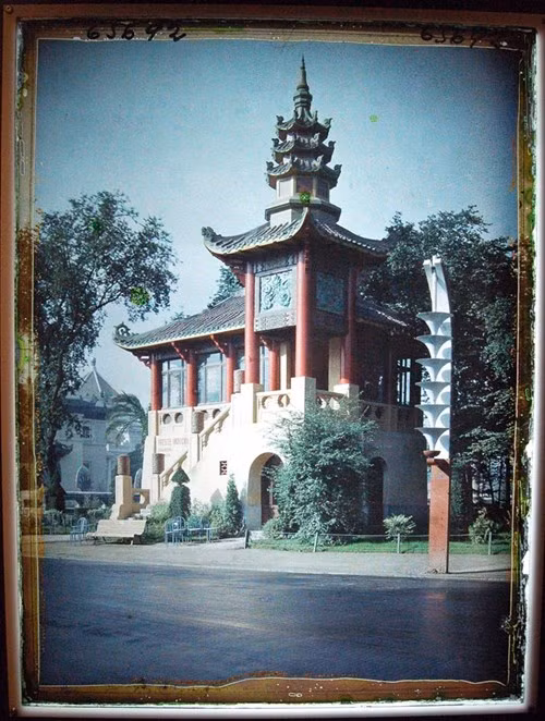 Chùa tháp phong cách Trung Hoa.