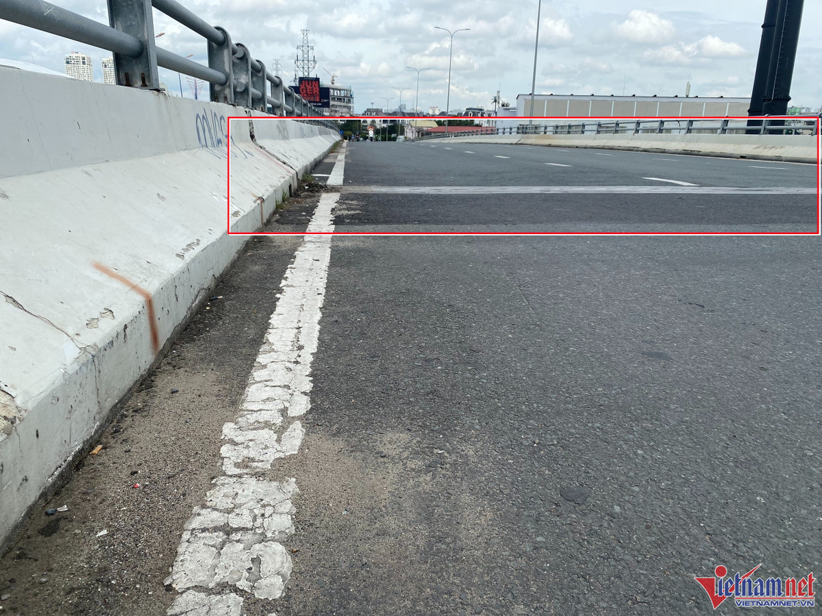 Cầu vượt Nguyễn Hữu Cảnh đứt 4 bó cáp dự ứng lực, ảnh hưởng ra sao? - Hình 2 Cau vuot Nguyen Huu Canh dut 4 bo cap du ung luc, anh huong ra sao?-Hinh-2