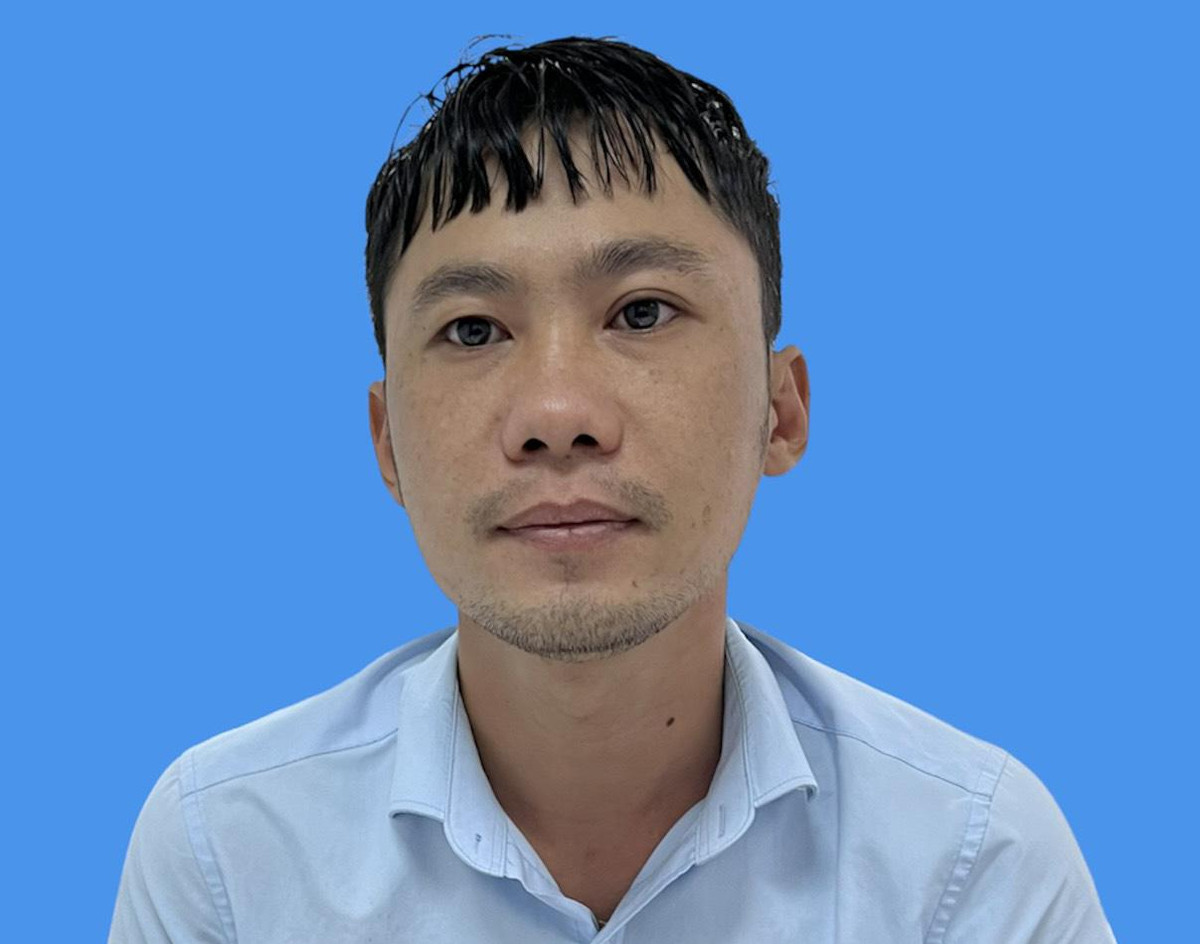 Lấy tên người chết lập công ty 'ma' nhập sừng tê giác, ngà voi trị giá 300 tỷ Lay ten nguoi chet lap cong ty 'ma' nhap sung te giac, nga voi tri gia 300 ty