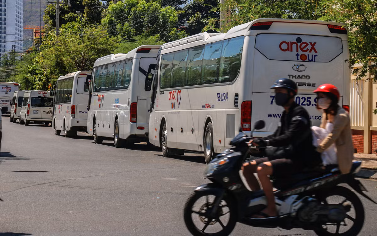 Doanh nghiep van tai lao dao vi gia xang dau len cao
