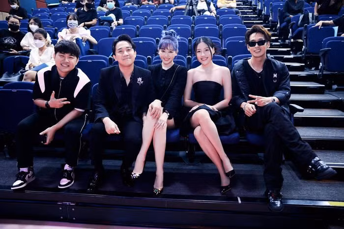 Style của Hari Won ngày càng nhạt nhòa và nhàm chán - Hình 7 Style cua Hari Won ngay cang nhat nhoa va nham chan-Hinh-7