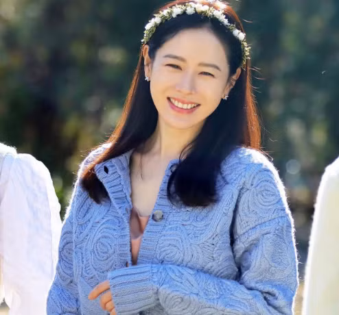 Bi quyet rua mat tre hoa lan da cua Kim Tae Ri va chi dep Son Ye Jin-Hinh-5