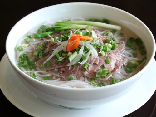 Thả thứ này vào nấu phở bò hương vị vừa thanh vừa ngọt - Hình 2 Tha thu nay vao nau pho bo huong vi vua thanh vua ngot-Hinh-2