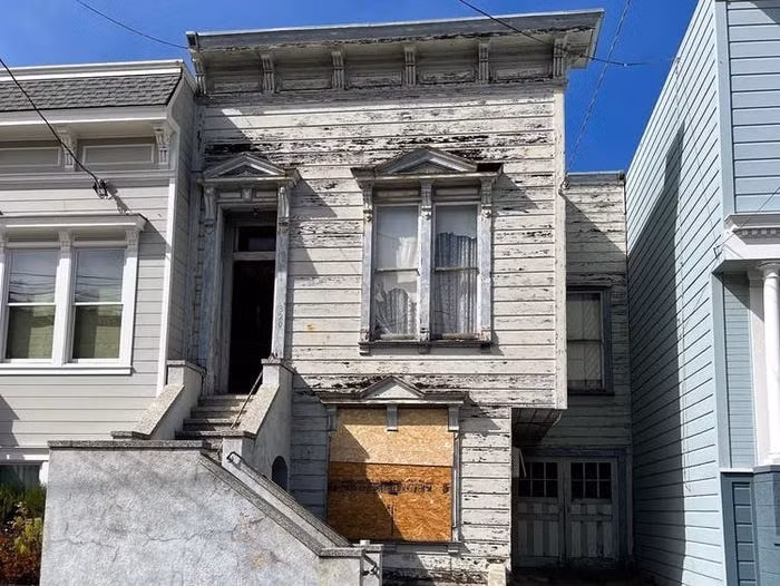 Can nha cu ki nhu nha hoang ban gan 50 ty