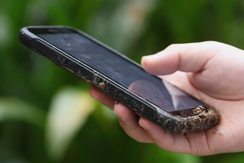 Ngắm smartphone ‘nồi đồng cối đá’, pin 5.580 mAh, giá siêu rẻ - Hình 16 Ngam smartphone ‘noi dong coi da’, pin 5.580 mAh, gia sieu re-Hinh-16