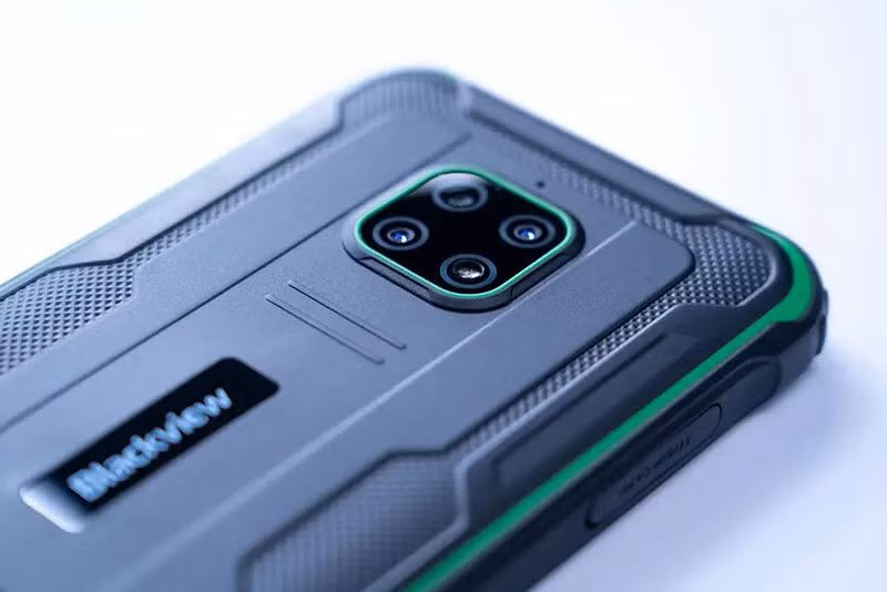 Ngắm smartphone ‘nồi đồng cối đá’, pin 5.580 mAh, giá siêu rẻ - Hình 12 Ngam smartphone ‘noi dong coi da’, pin 5.580 mAh, gia sieu re-Hinh-12