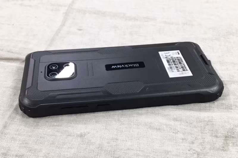 Ngắm smartphone ‘nồi đồng cối đá’, pin 5.580 mAh, giá siêu rẻ - Hình 18 Ngam smartphone ‘noi dong coi da’, pin 5.580 mAh, gia sieu re-Hinh-18