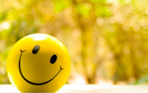 Tâm trạng vui vẻ. Trước khi những sự cố, tai nạn xảy ra, con người thường cảm thấy lo lắng, bồn chồn không rõ lý do. Nhiều người cho rằng đó là giác quan thứ 6. Nếu một sự kiện không hay thực sự xảy ra trong cuộc sống, họ sẽ càng cảm thấy suy sụp, bi quan hơn.