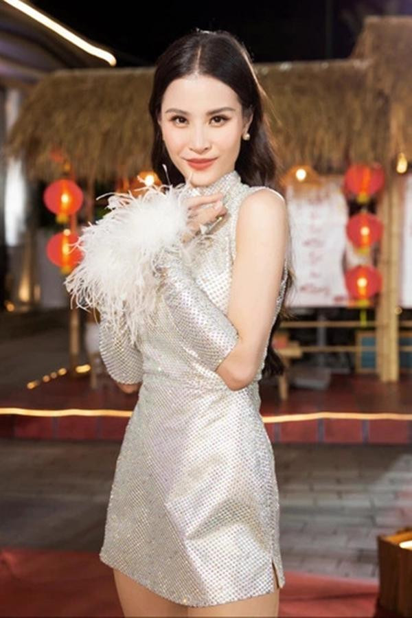 Nhãn hàng hợp tác với Đông Nhi lên tiếng khi bị tấn công - Hình 2 Nhan hang hop tac voi Dong Nhi len tieng khi bi tan cong-Hinh-2