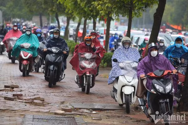 Du bao thoi tiet 20/4: Mien Bac tang nhiet manh, sang mua rao, trua hung nang
