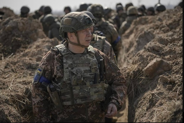 Quân Nga tạm rút lui, dừng đàm phán với Ukraine ảnh 1