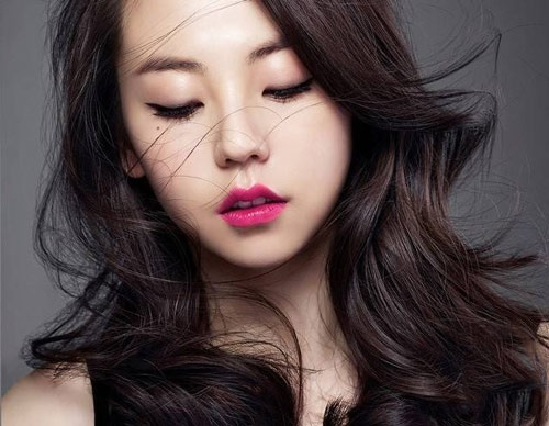 Phụ nữ có 1 trong 7 nét tướng này từ tuổi 40 đã giàu có hơn người - Hình 3 Phu nu co 1 trong 7 net tuong nay tu tuoi 40 da giau co hon nguoi-Hinh-3