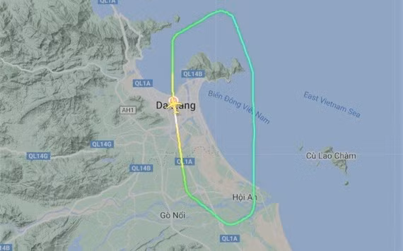 May bay gap su co dong co buoc phai ha canh tai san bay Da Nang