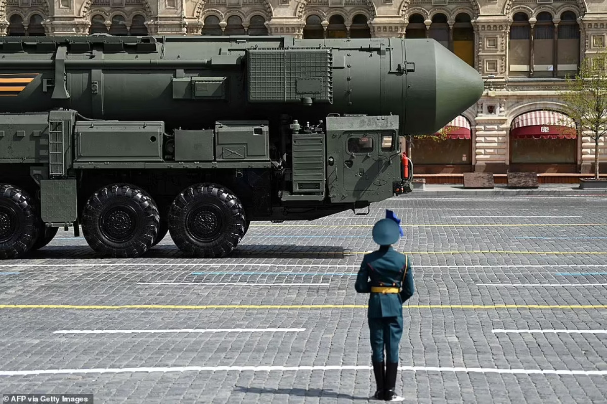 Tên lửa đạn đạo liên lục địa (ICBM) RS-24 Yars xuất hiện trên Quảng trường Đỏ. Ảnh: AFP.