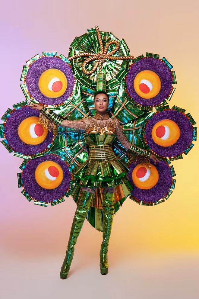 Kim Duyen chinh thuc dai dien Viet Nam tham du Hoa hau Sieu quoc gia-Hinh-2