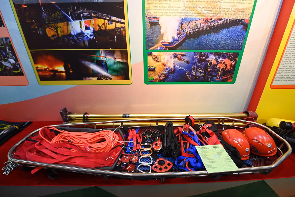 Bộ thiết bị phục vụ cứu nạn, cứu hộ trên cao, dưới sâu của lực lượng CS PCCC và CNCH.