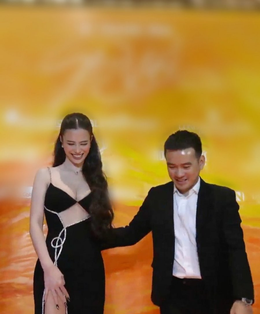 Dong Nhi me man vay ao xe ta quyen ru tu tham do toi tiec cuoi-Hinh-3