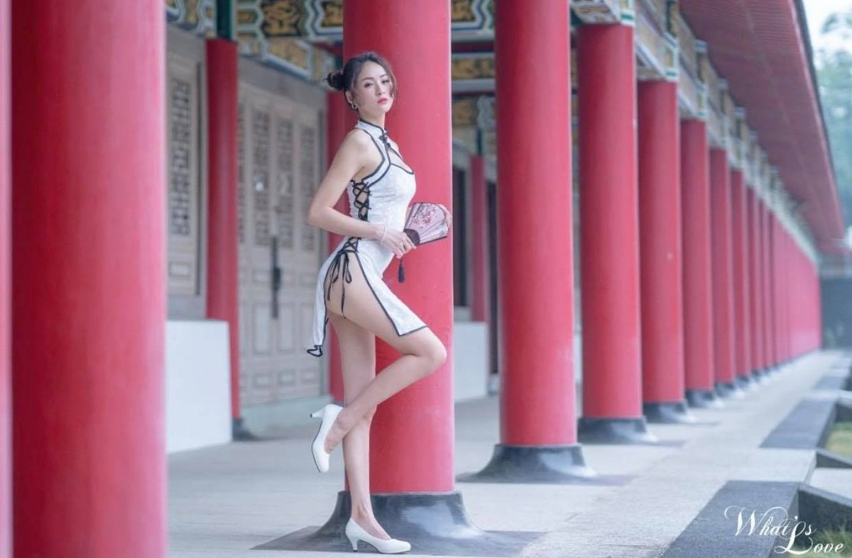 Mac “trang phuc truyen thong goi cam nhat”-Hinh-2