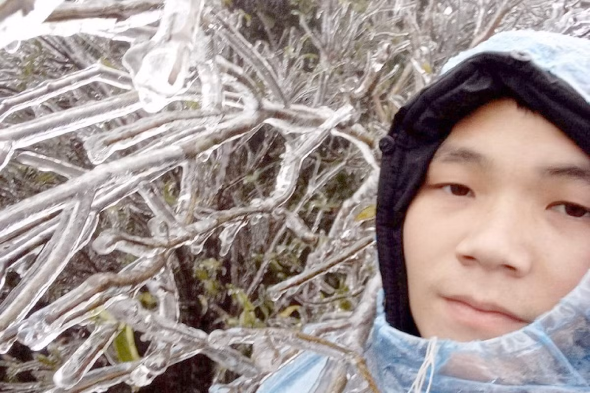 Ky ao bang gia boc kin hoa co noi dinh nui ret nhat Viet Nam-Hinh-18