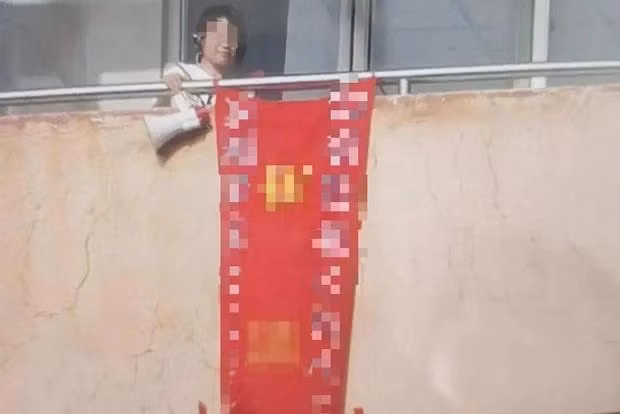 Vu to ngoai tinh hot nhat MXH: Nu sinh cap thay giao